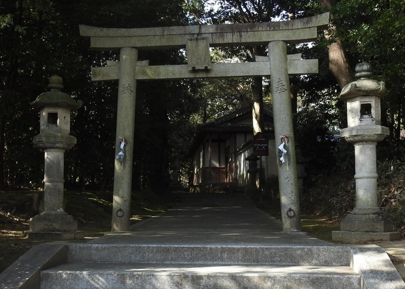 ファイル:高御魂神社 (2).jpg