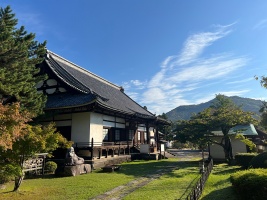 鶏足寺・本堂 (7).JPG
