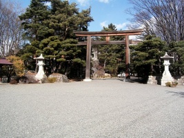 Naganoken-gokoku-jinja (2).jpg