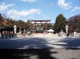 Naganoken-gokoku-jinja (4).jpg