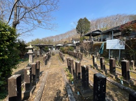 岩川官軍墓地1全体013.jpg