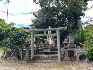 枕崎南方神社・招魂塚-02.jpg