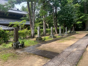 毛利家東光寺墓地-02.jpg