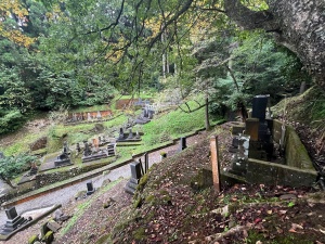 矢島龍源寺官修墳墓-13.jpg