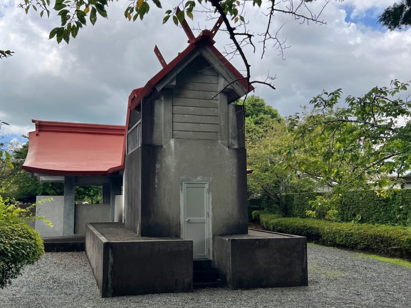 ファイル:知覧護国神社-13.jpg