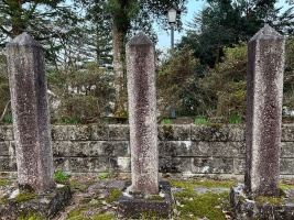 船岡山官軍墓地・4山口藩墓地・4東墓碑列006.jpg