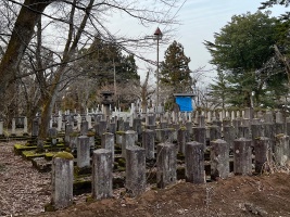 船岡山官軍墓地・6鹿児島藩墓地・2全景008.jpg
